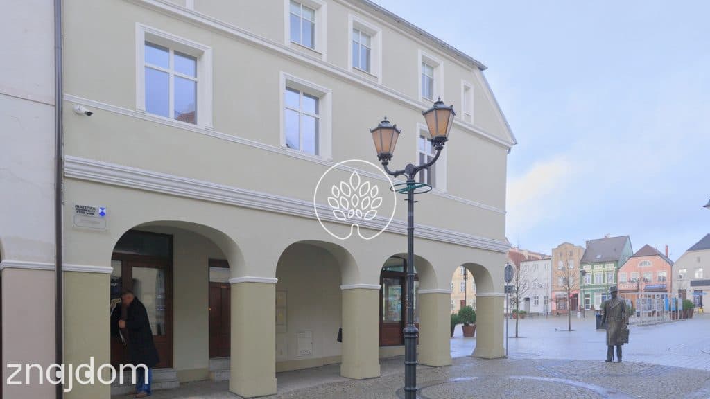 Klasycznie wykończone mieszkanie przy Rynku - zdjęcie 16