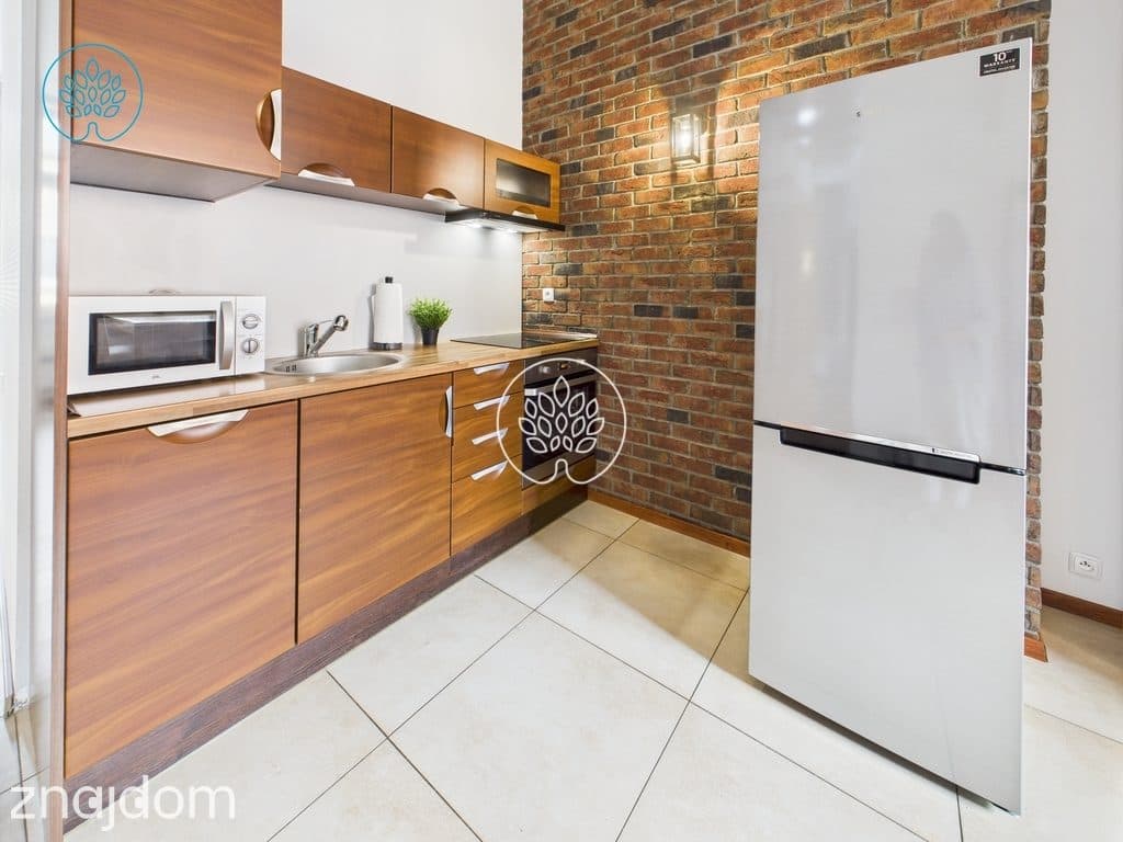 Trzypokojowy apartament w centrum Bydgoszczy - zdjęcie 9