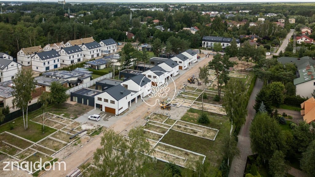 Ogród / Podwójny garaż / Przy lesie i jeziorze - zdjęcie 19