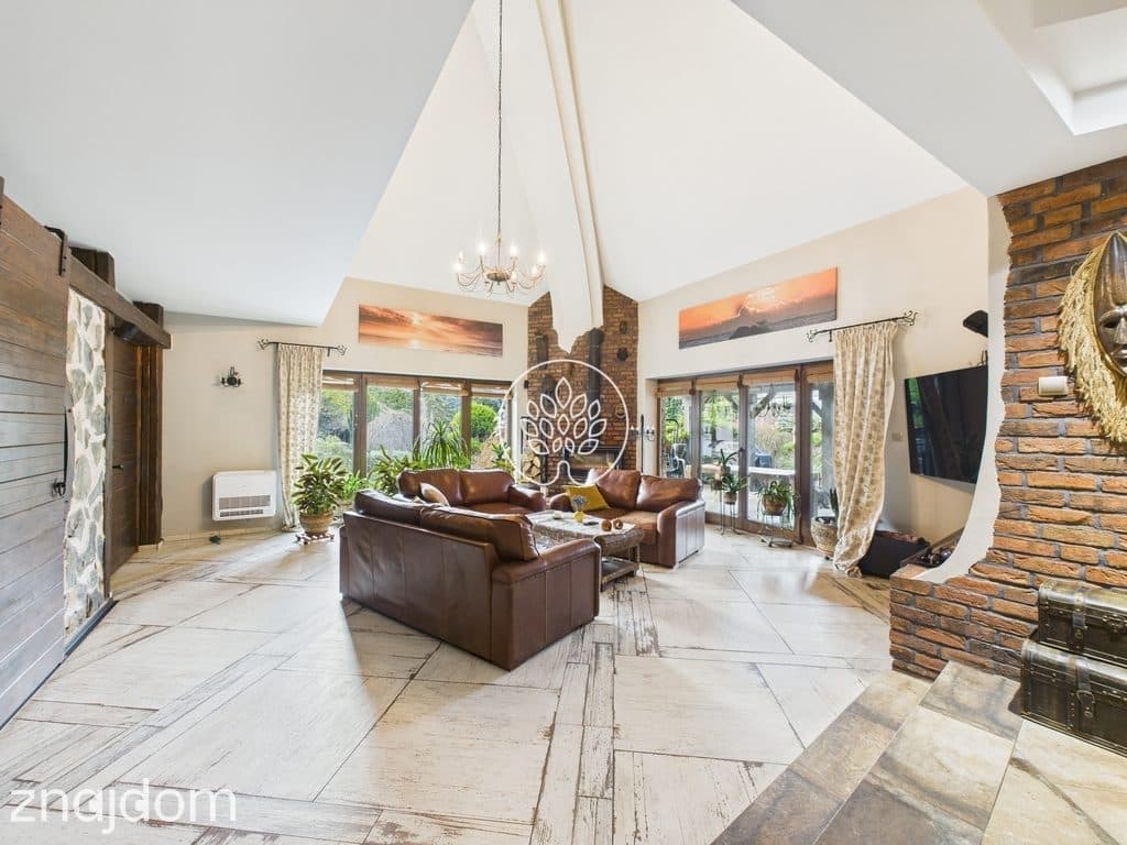 Dom z duszą | 440m² + 3000m² zieleni - zdjęcie 2