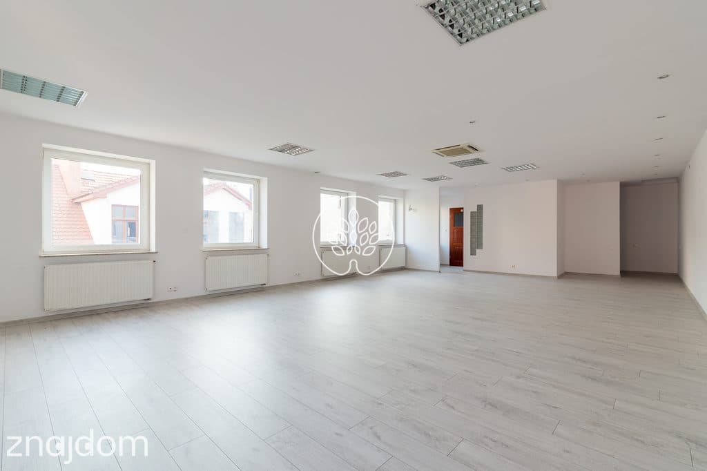 Okazja! Lokal w centrum ul. Długa – tylko 40 zł/m2 - zdjęcie 2