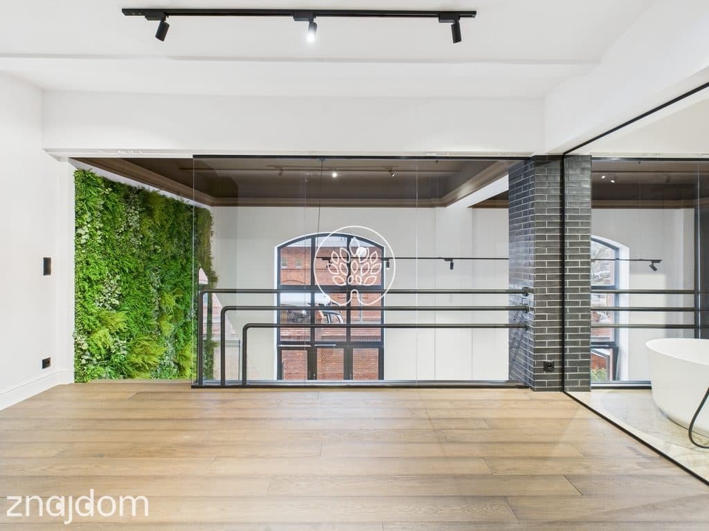 Luksusowy loft z ogródkiem w samym sercu miasta - zdjęcie 10