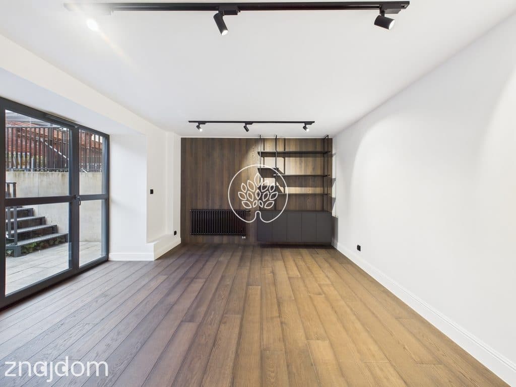 Luksusowy loft z ogródkiem w samym sercu miasta - zdjęcie 13
