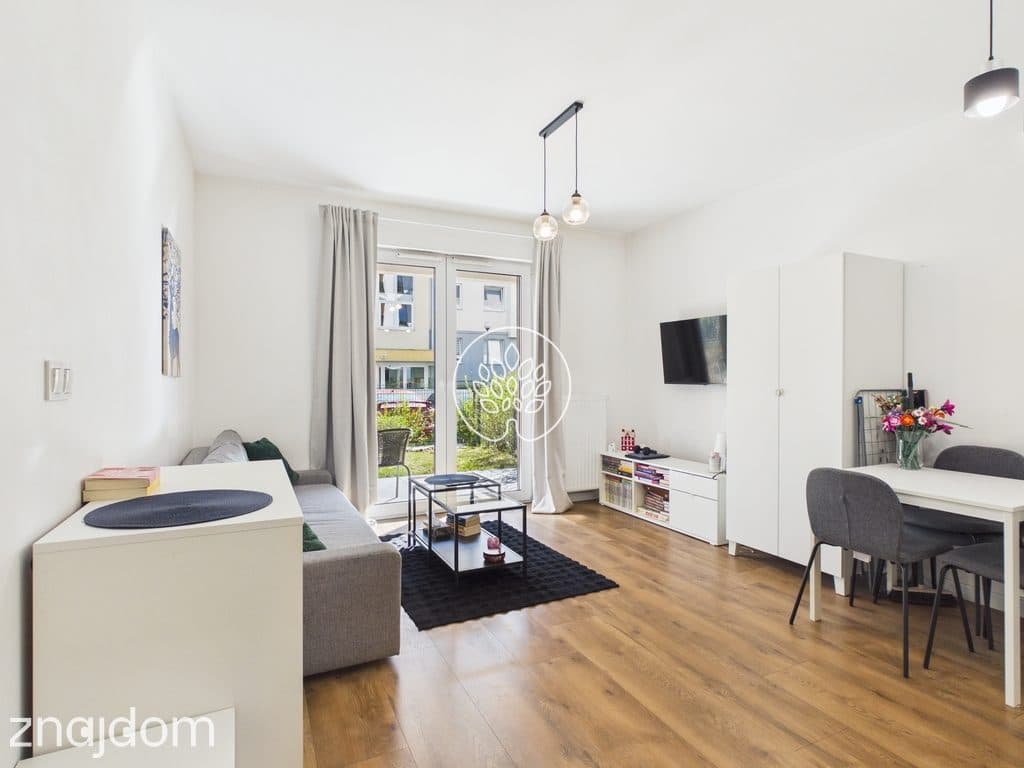 Nowoczesne Studio z Ogródkiem–Apartamenty Enklawa