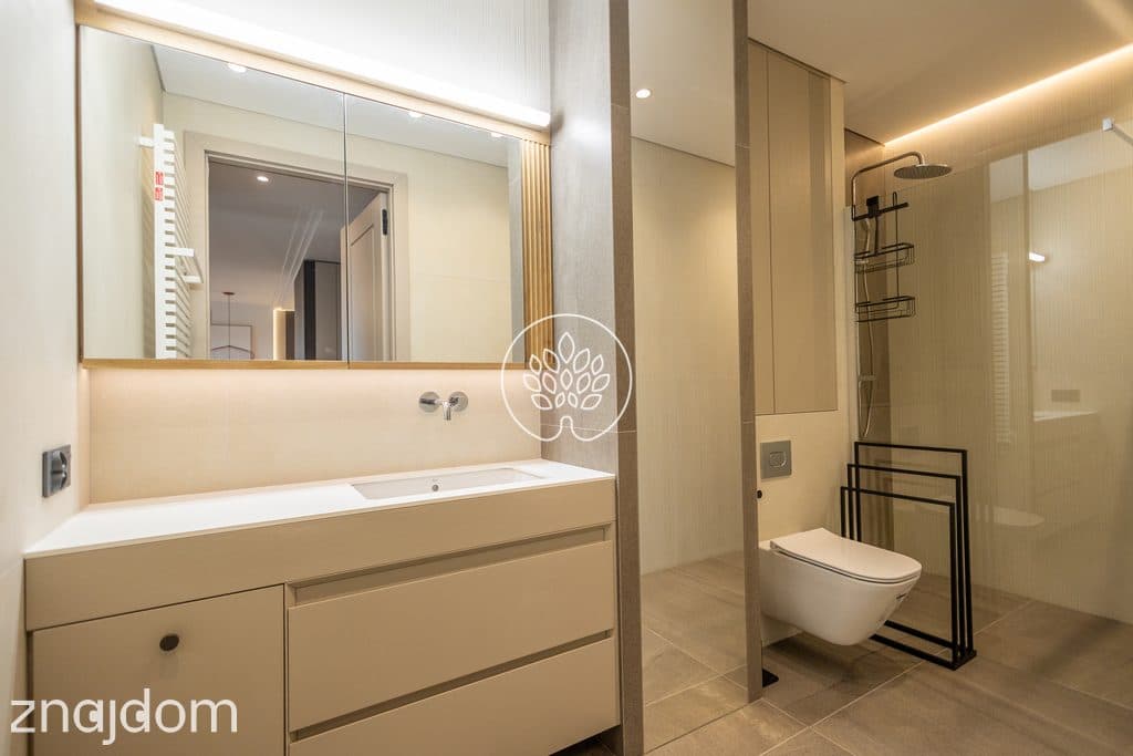 Ekskluzywny apartament, widok na Wisłę, dla firm - zdjęcie 15