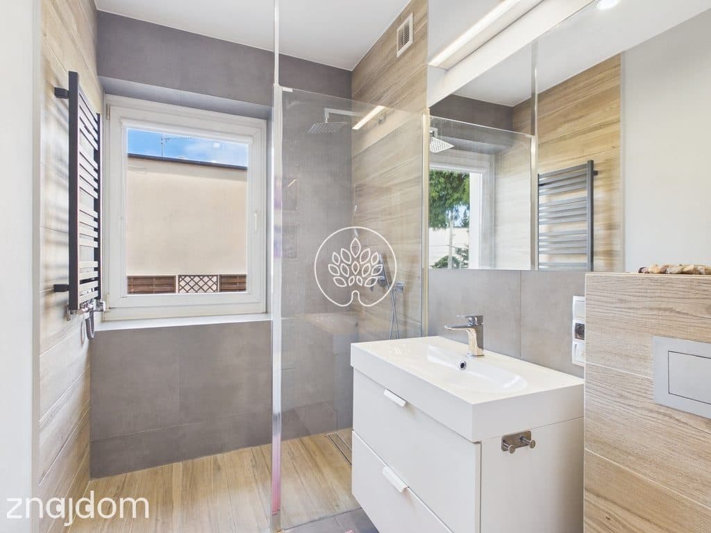 Dom na Piaskach 259 m² + budynek 35 m² | 2 garaże - zdjęcie 10