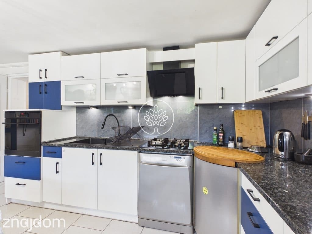 Dom na Piaskach 259 m² + budynek 35 m² | 2 garaże - zdjęcie 15