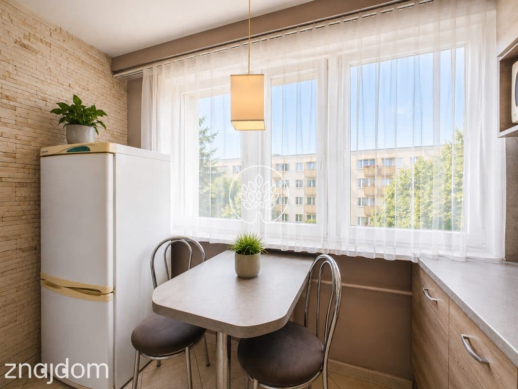 3 pokoje | Balkon | Osobna kuchnia | - zdjęcie 3