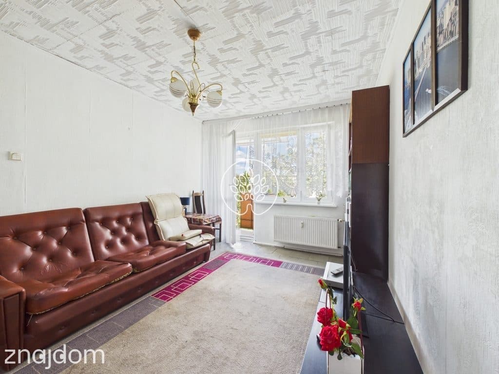 35m² 2 pokoje Balkon Błonie do remontu - zdjęcie 2