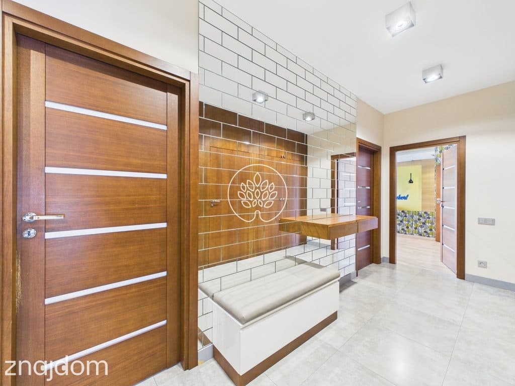 Apartament z tarasem, 2 komórki, 2 miejsca parking - zdjęcie 9