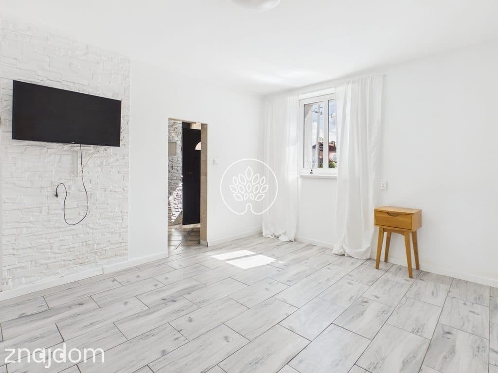 Dwa pokoje 42m2 - zdjęcie 2