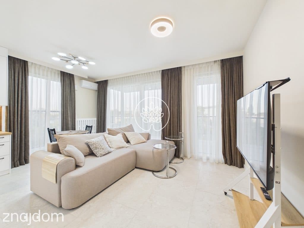 Pierwszy Najemca / Duży balkon / Garderoba - zdjęcie 2