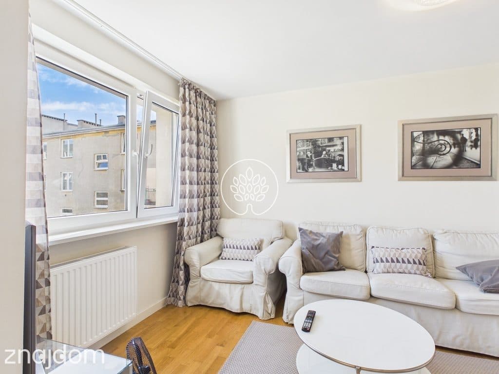 Centrum / Kamienica / Trzy pokoje / balkon / 54m2 - zdjęcie 15