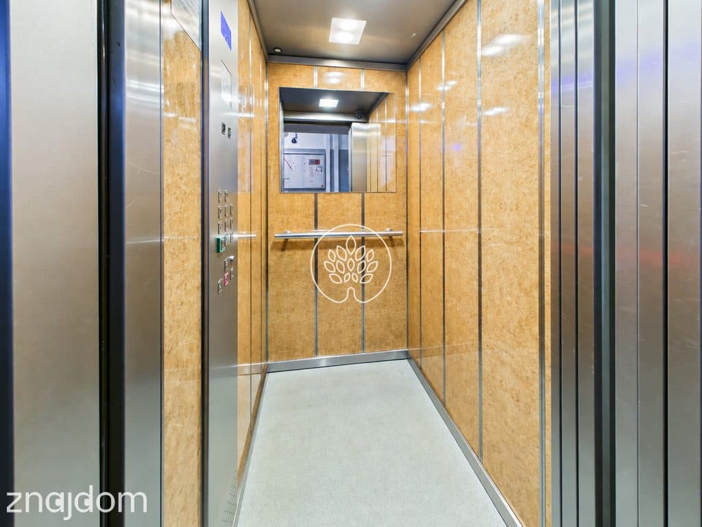 Metro Wilanowska / Uczelnia Łazarskiego / Wygodny układ - zdjęcie 12