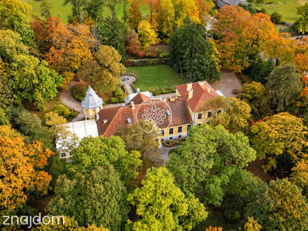 Zabytkowy Pałac / 7,4 ha parku / prywatny staw - zdjęcie 5