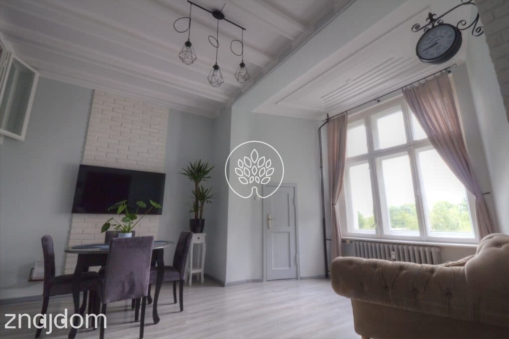 Bydgoskie Przedmieście. Dwa pokoje 48.2m2 - zdjęcie 2