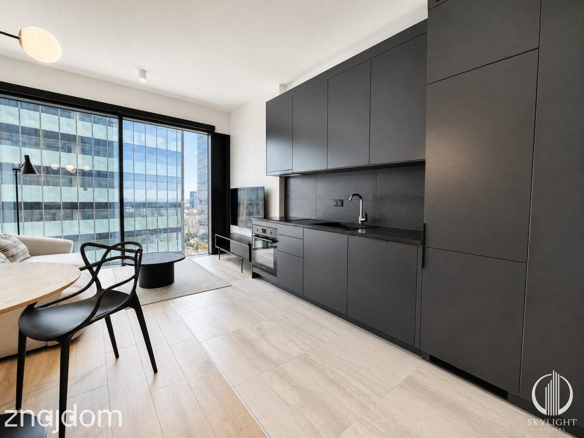 Dwupokojowy apartament - Towarowa Towers - zdjęcie 4