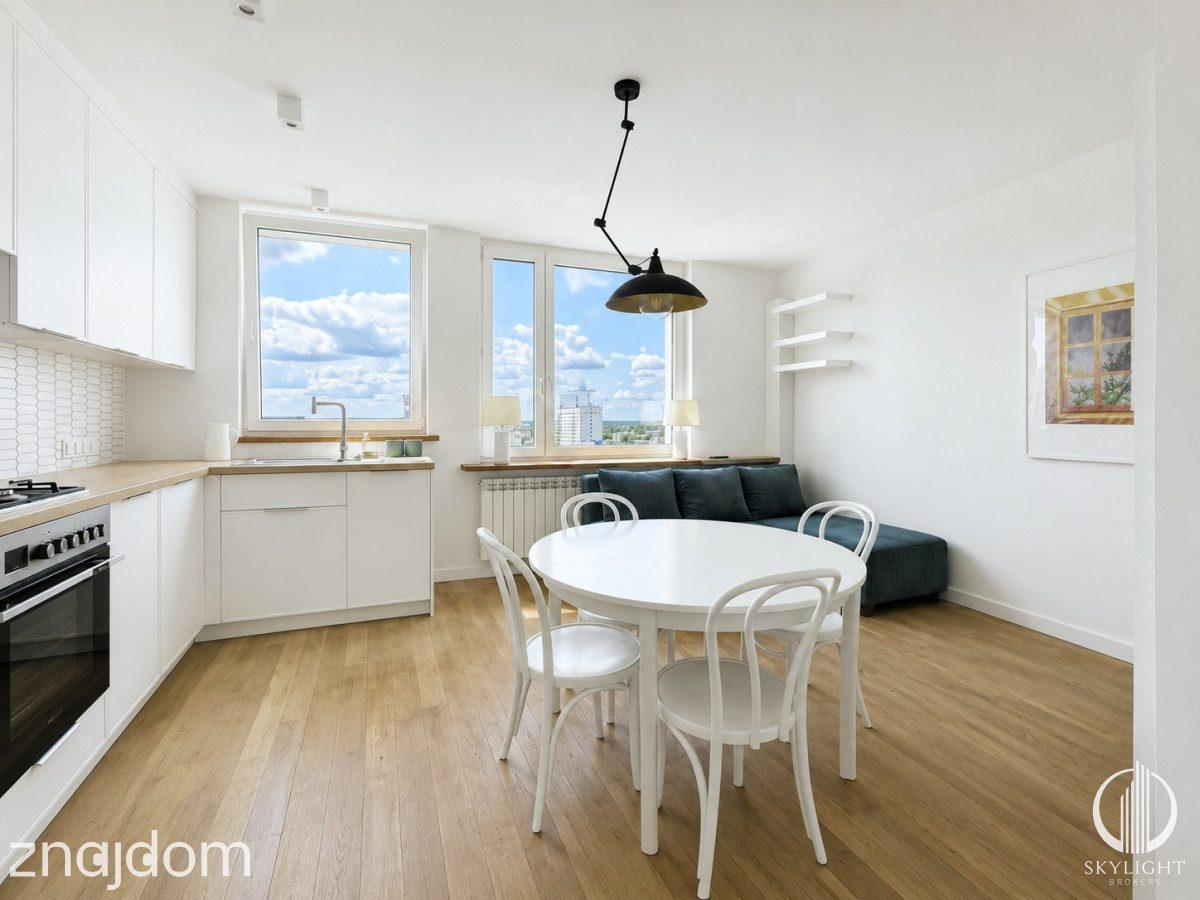 3 pokoje po remoncie | Balkon | 10. piętro