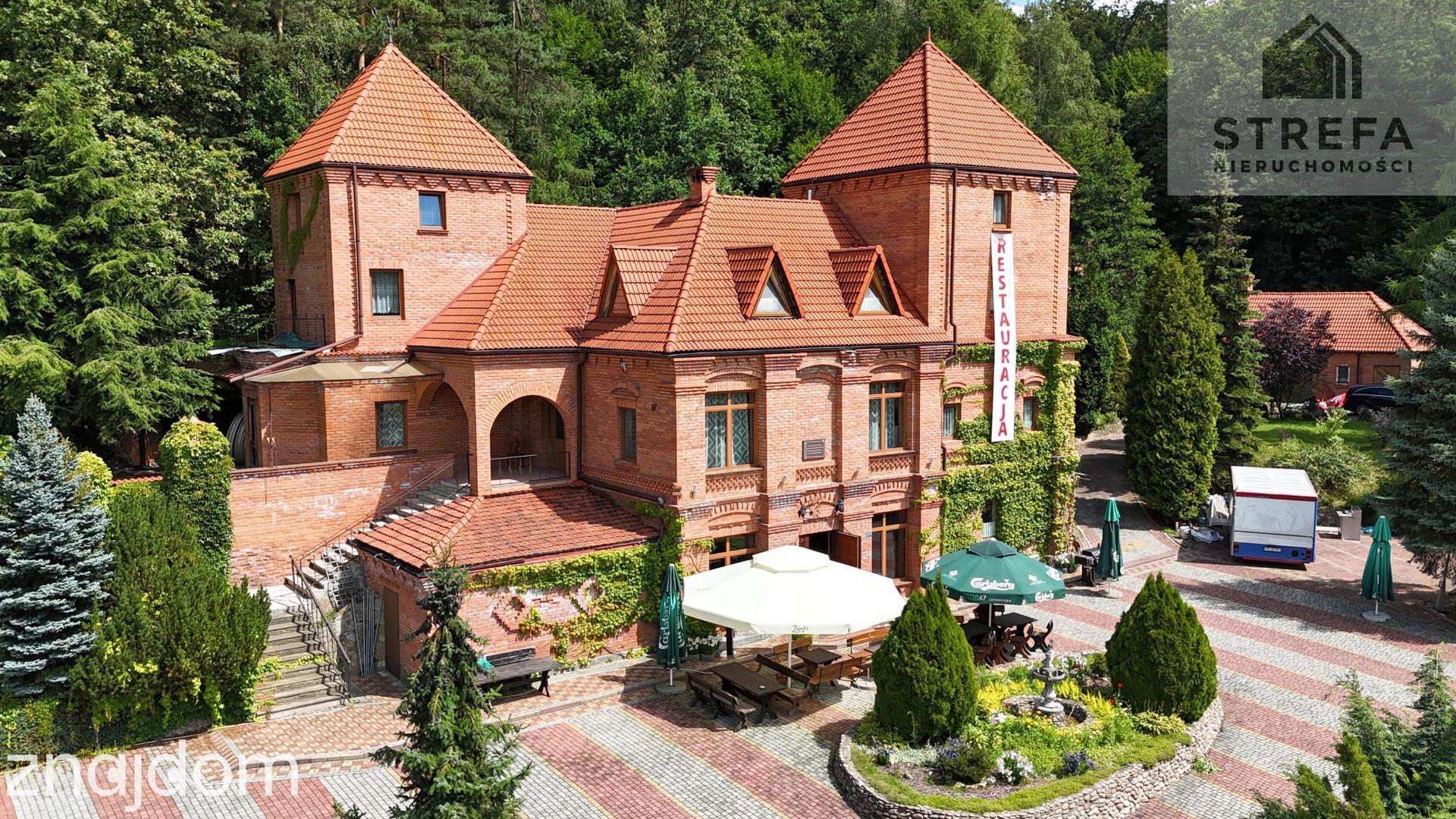 Zamek, hotel, restauracja, gotowy biznes - zdjęcie 6