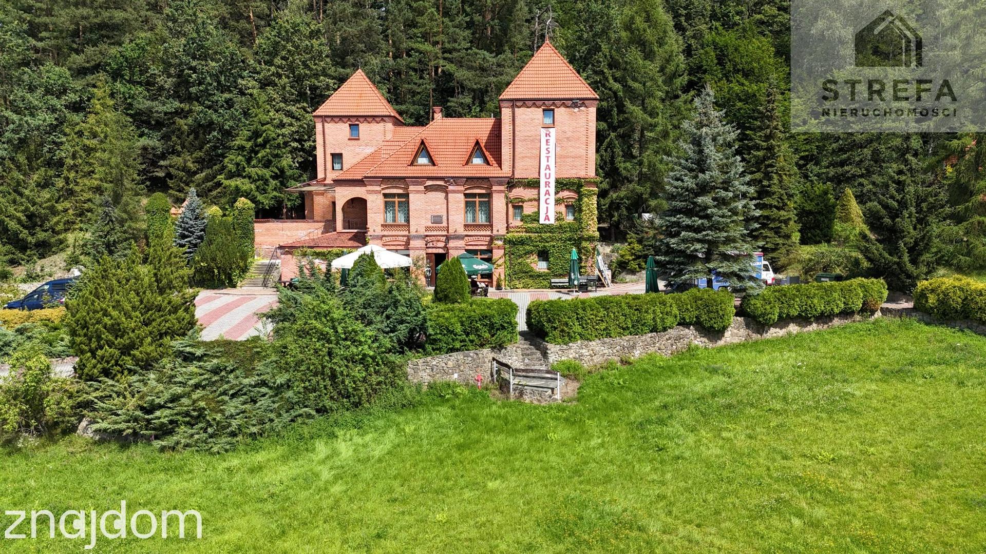 Zamek, hotel, restauracja, gotowy biznes - zdjęcie 7