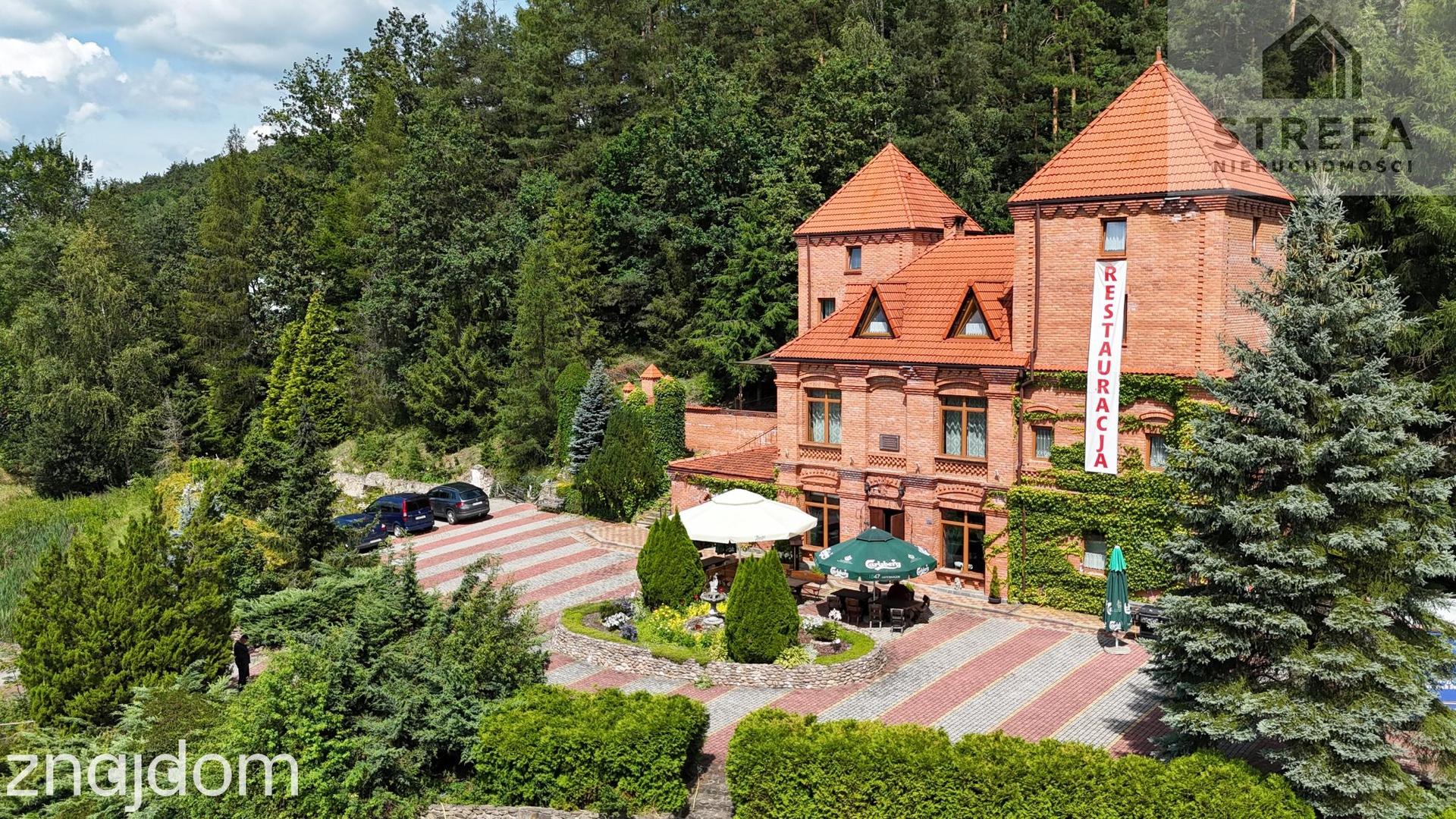 Zamek, hotel, restauracja, gotowy biznes - zdjęcie 9