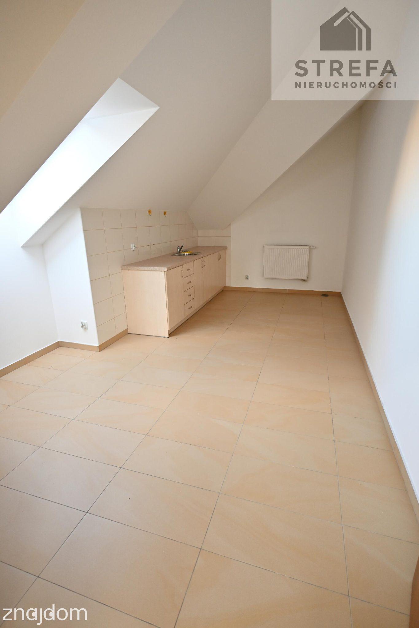 Lokal handlowo-usługowy 400 m² przy drodze krajowej DK75 w Jurkowie - zdjęcie 9