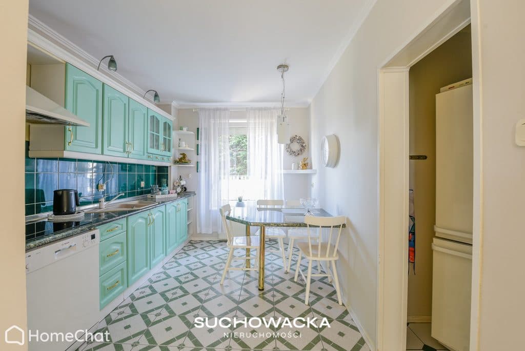 6 pok. | 253 m² | garaż | ogród | piwnica