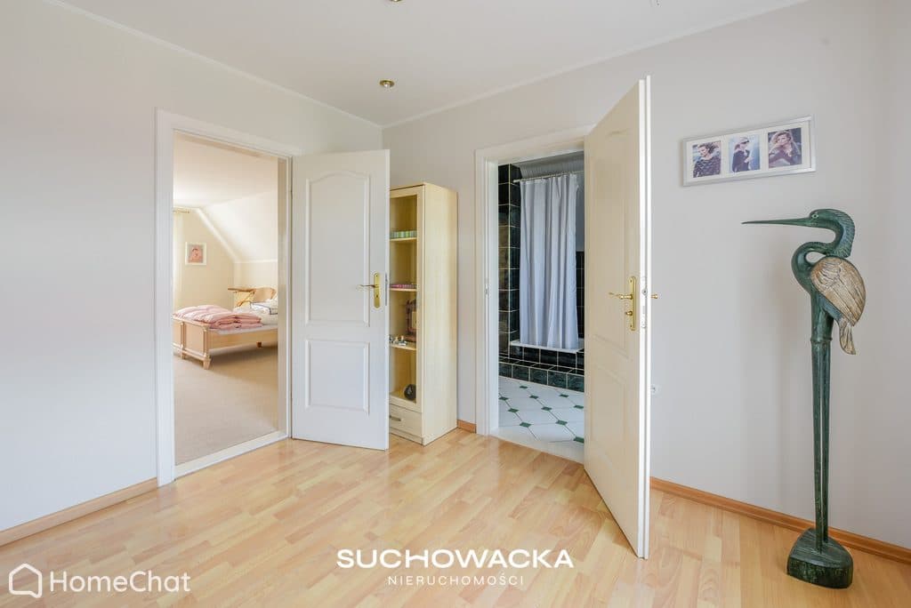 6 pok. | 253 m² | garaż | ogród | piwnica