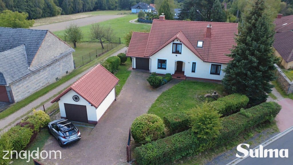 Przestronny dom na dużej działce, spokojna okolica - zdjęcie 4
