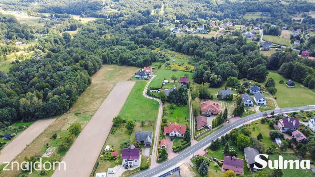 Przestronny dom na dużej działce, spokojna okolica - zdjęcie 20