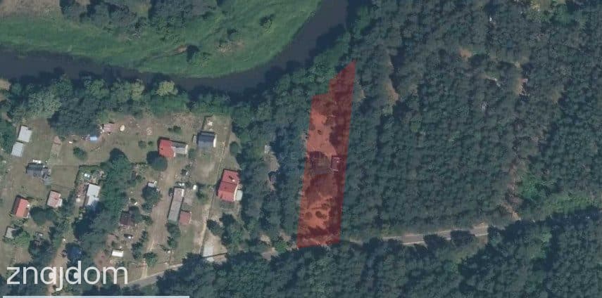 Działka rekreacyjna z domkiem letniskowym i rzeką - zdjęcie 5