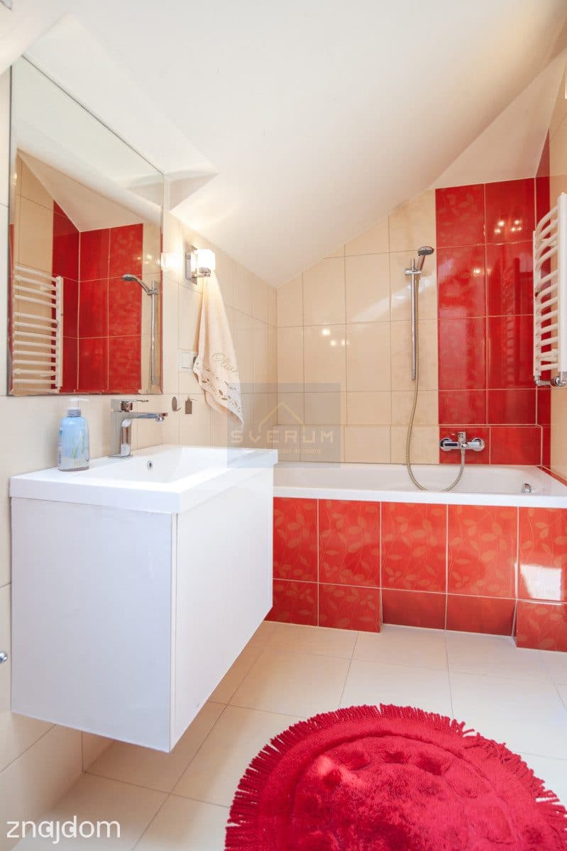 Komfortowy dom 233 m² z ogrodem przy rzece. - zdjęcie 19