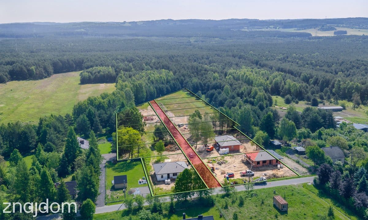 Pierwszy z czternastu nowych domów w Biskupicach - zdjęcie 8