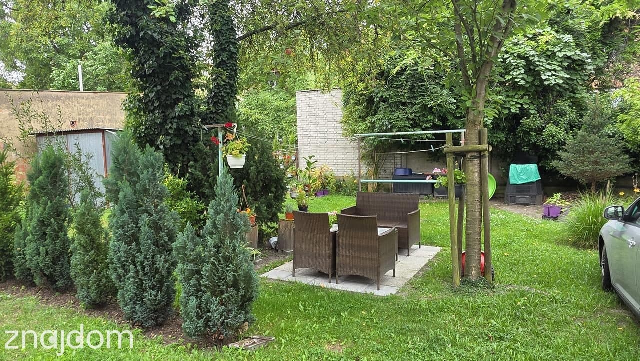 Poddaszowe klimatyczne 2 pokoje z miejscem postojowym za bramą - zdjęcie 11