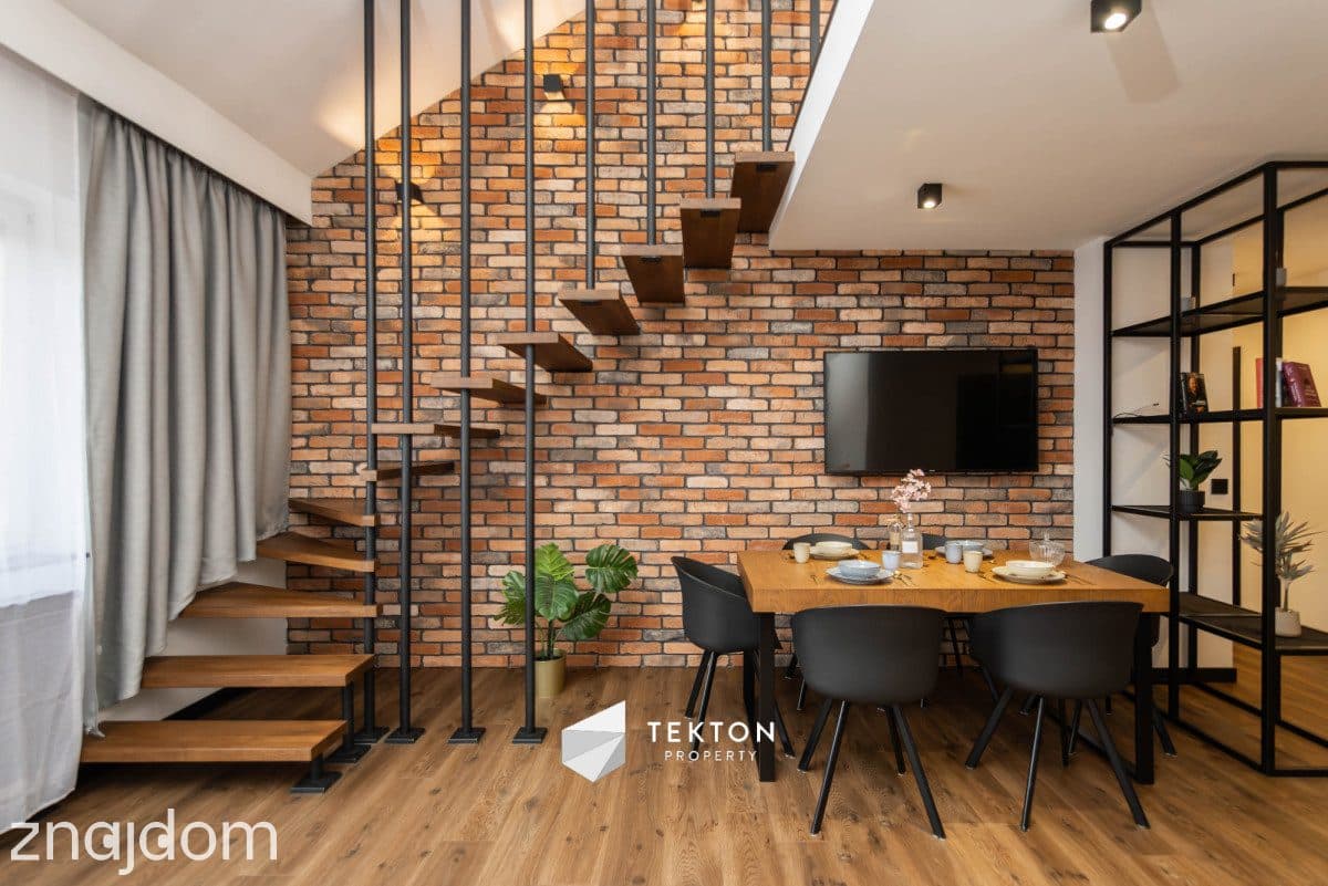4 pokoje | ponad 110m2 | 2 poziomy| Partynice - zdjęcie 2