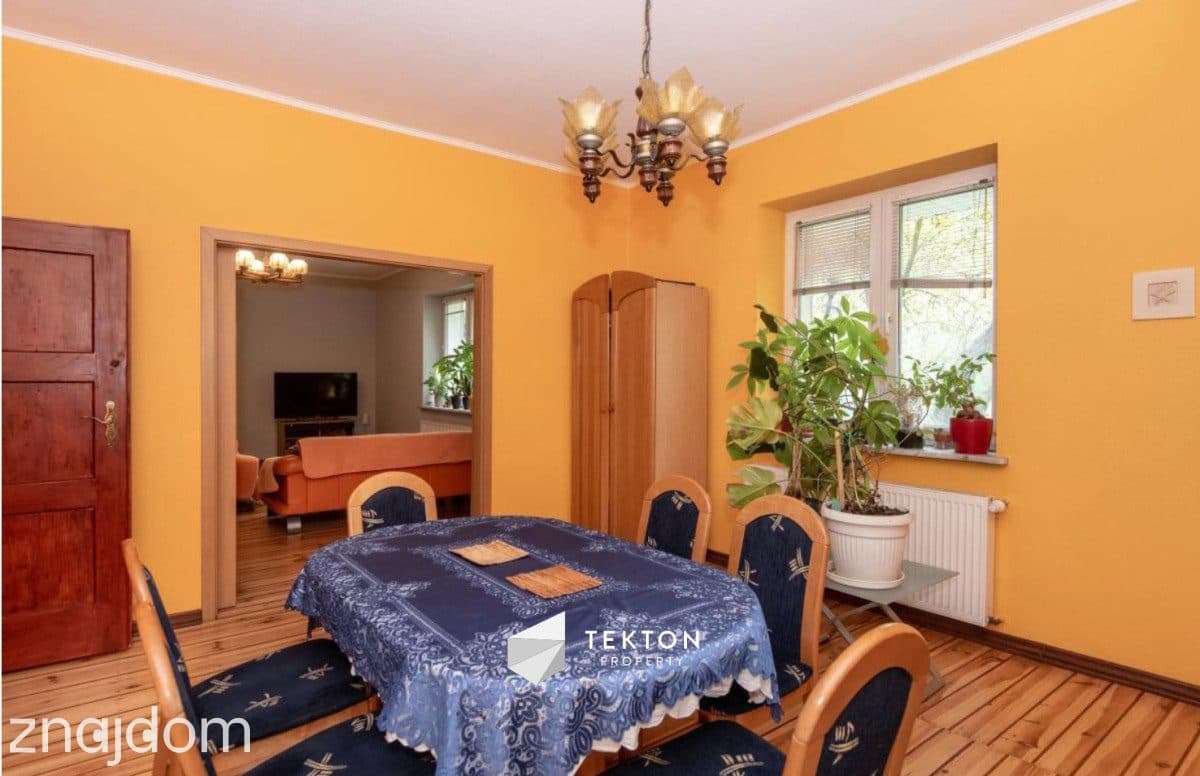 Dom wolnostojący z niezależną kawalerką | 277 m² | - zdjęcie 2