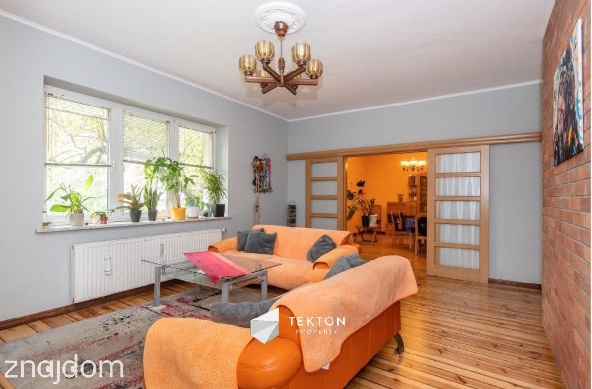 Dom wolnostojący z niezależną kawalerką | 277 m² | - zdjęcie 3