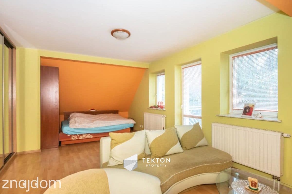 Dom wolnostojący z niezależną kawalerką | 277 m² | - zdjęcie 13