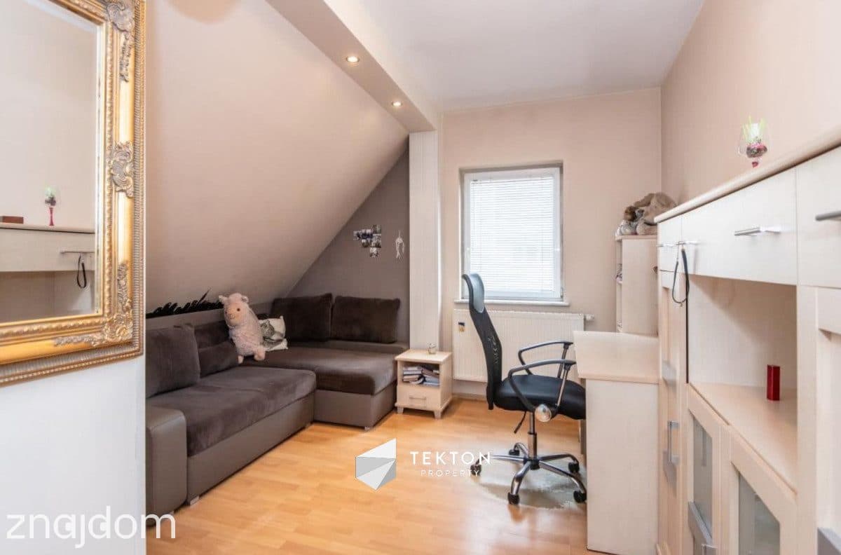 Dom wolnostojący z niezależną kawalerką | 277 m² | - zdjęcie 14