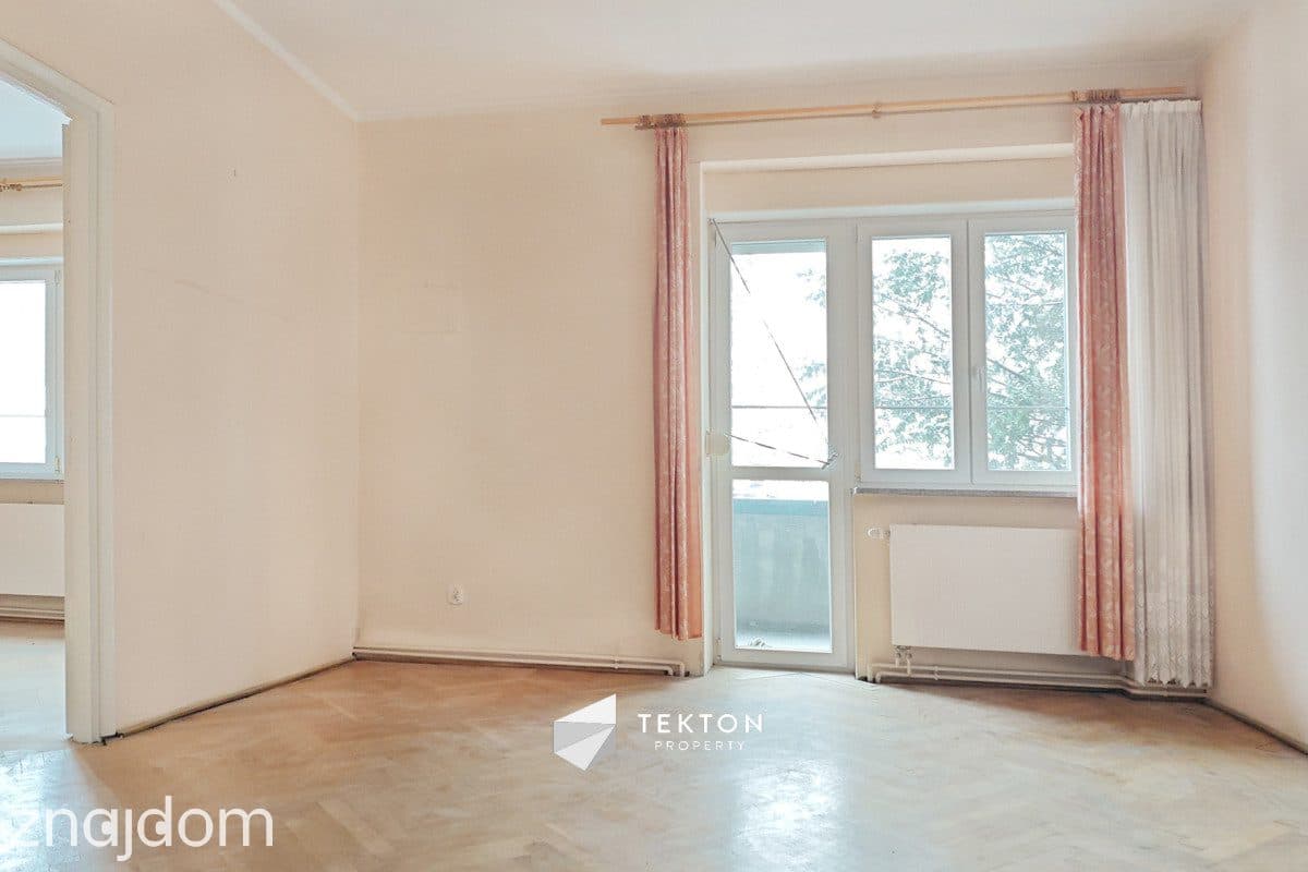 Mieszkanie w kamienicy z potencjałem na Jeżycach - zdjęcie 6