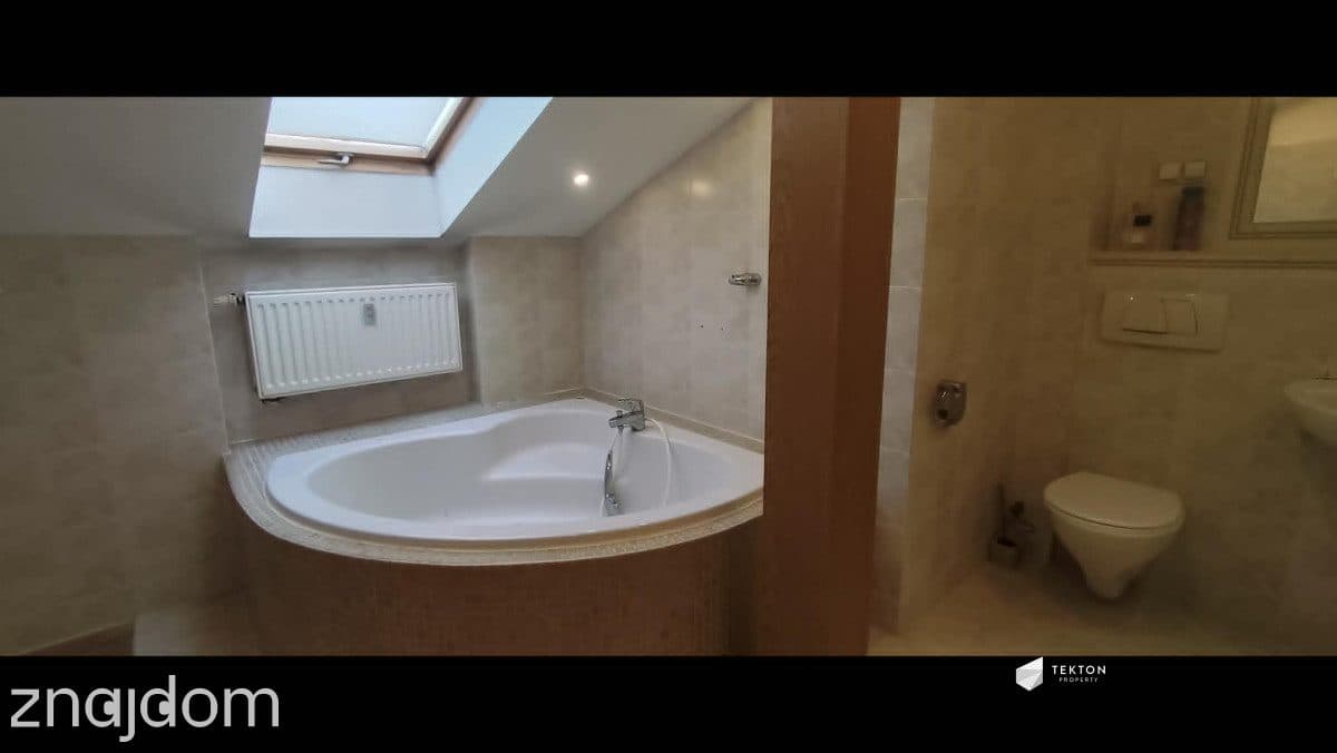 Dwupoziomowy klimatyczny apartament 100m2 - zdjęcie 21