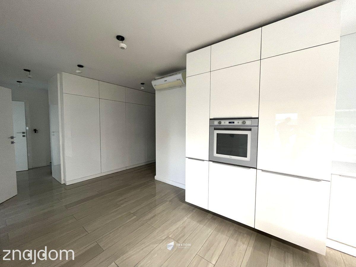 Luksusowy apartament z tarasem - zdjęcie 2