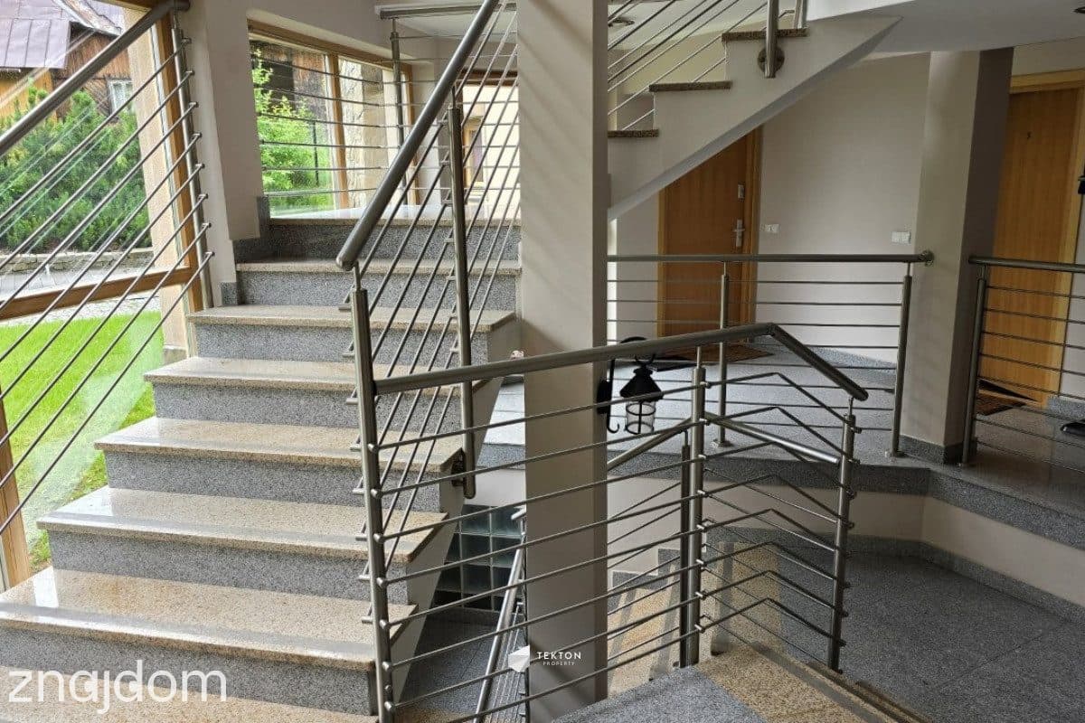 Panorama Tatr, czyste powietrze i technologia EV - zdjęcie 10