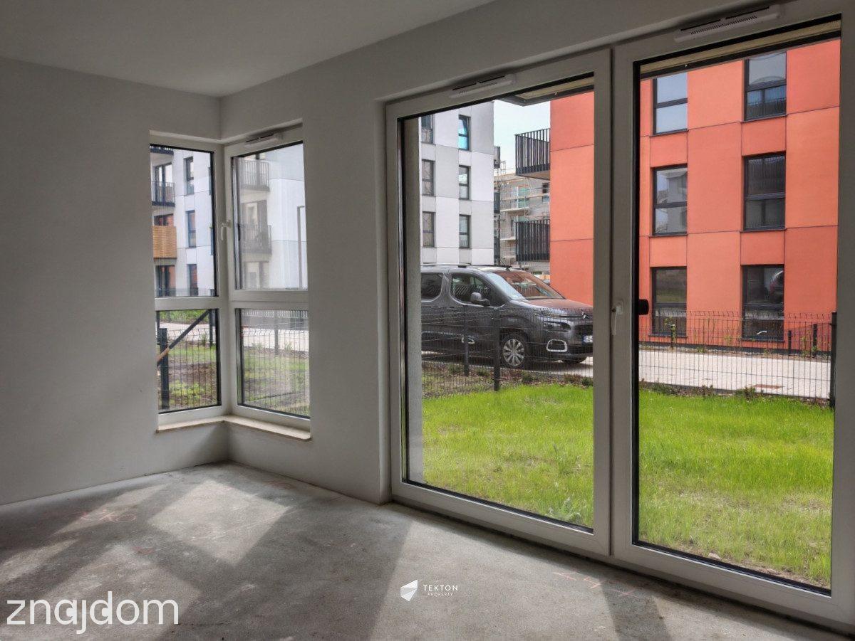 Nowe z ogródkiem 32m²! Stan deweloperski - zdjęcie 5