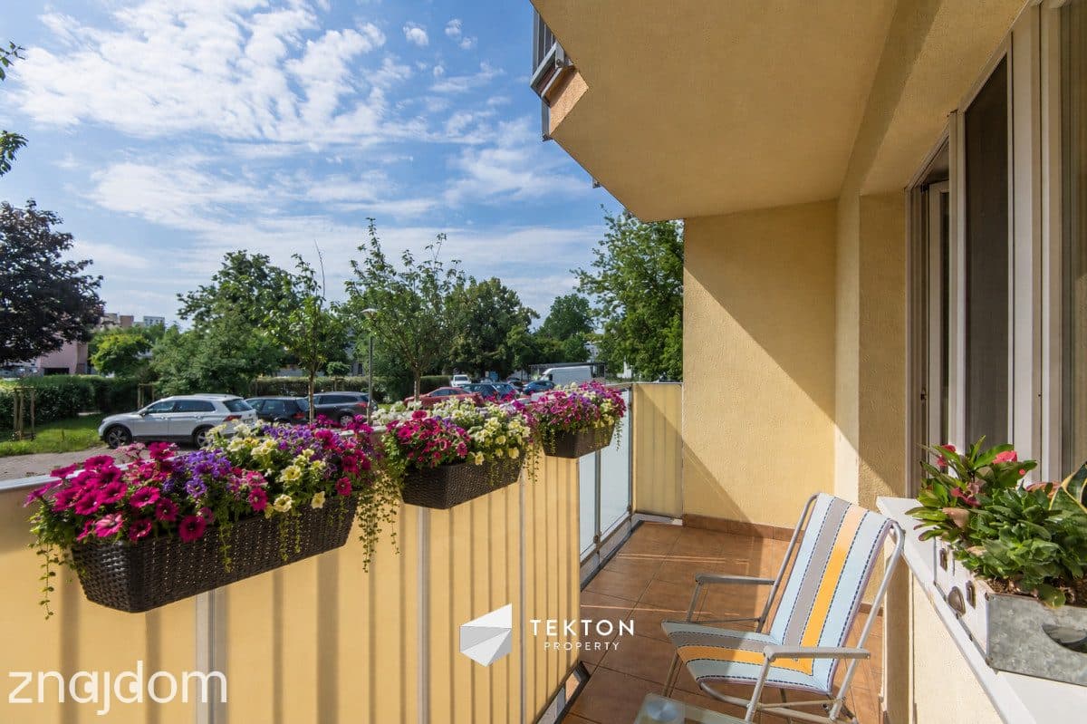 2 pokoje, balkon z ładnym widokiem i piwnicą - zdjęcie 7