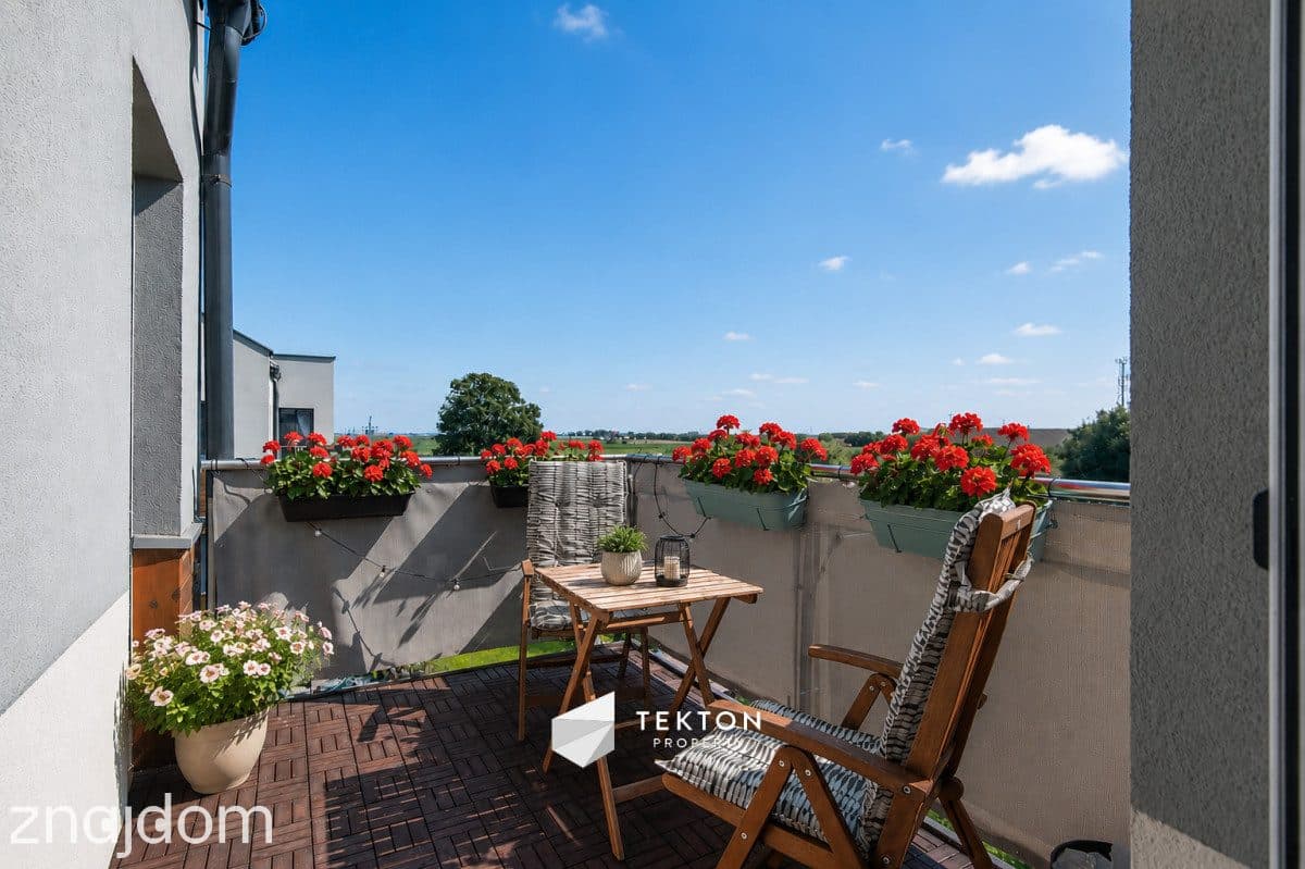 3 pokoje, komórka lokatorska, balkon, parking - zdjęcie 5