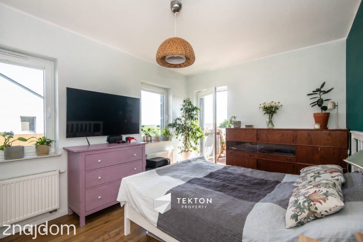 3 pokoje, komórka lokatorska, balkon, parking - zdjęcie 7