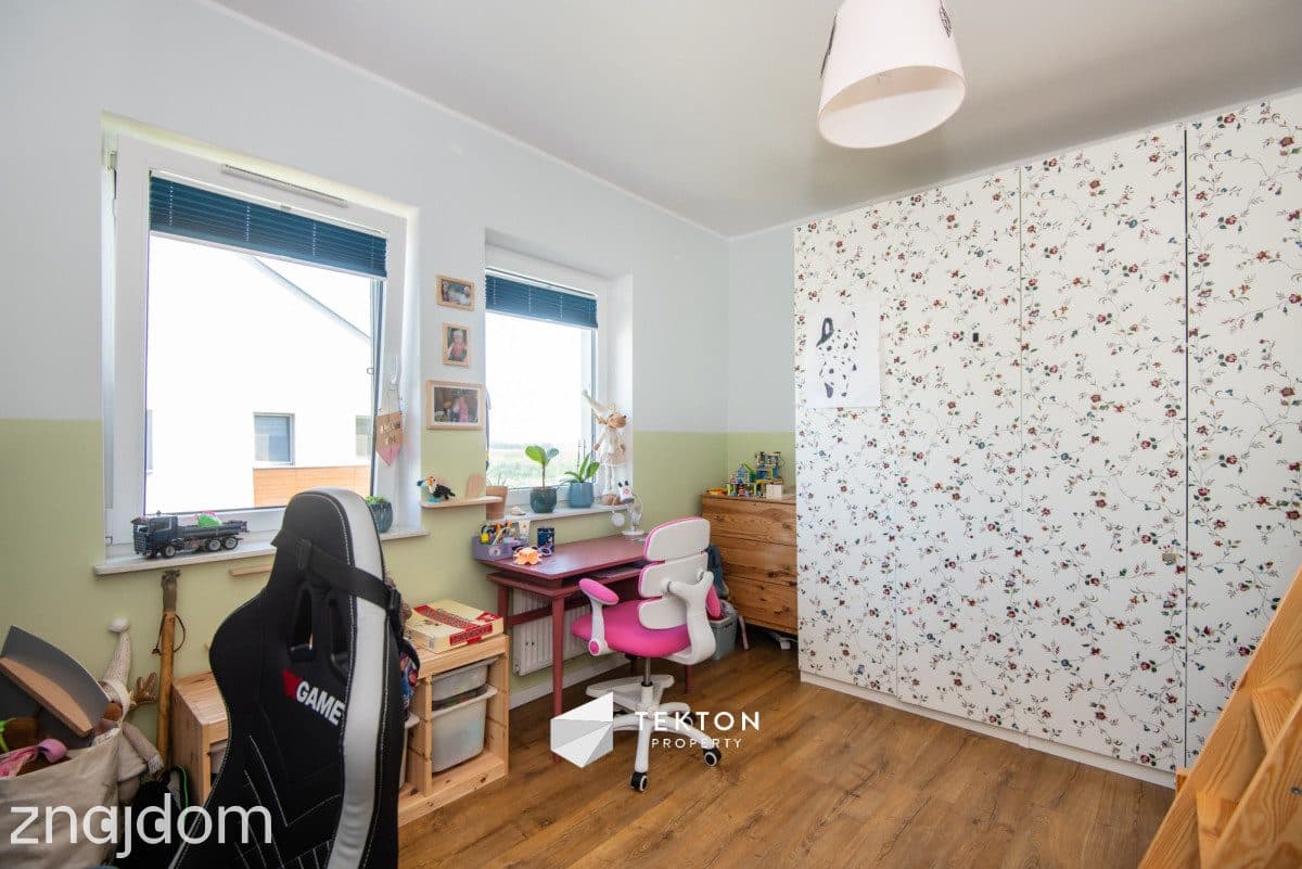 3 pokoje, komórka lokatorska, balkon, parking - zdjęcie 13