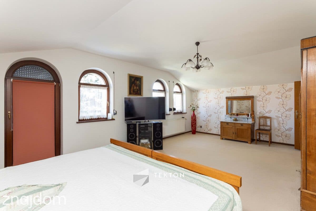 DOM Z OGRODEM| 219,8 m² | 5 POKOI | 2 ŁAZIENKI - zdjęcie 20