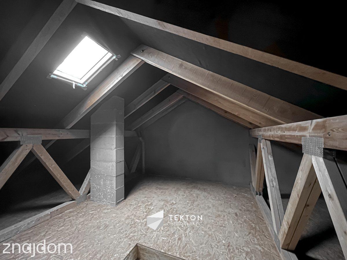 Przestronne mieszkanie 75 m² z balkonem i strychem - zdjęcie 12